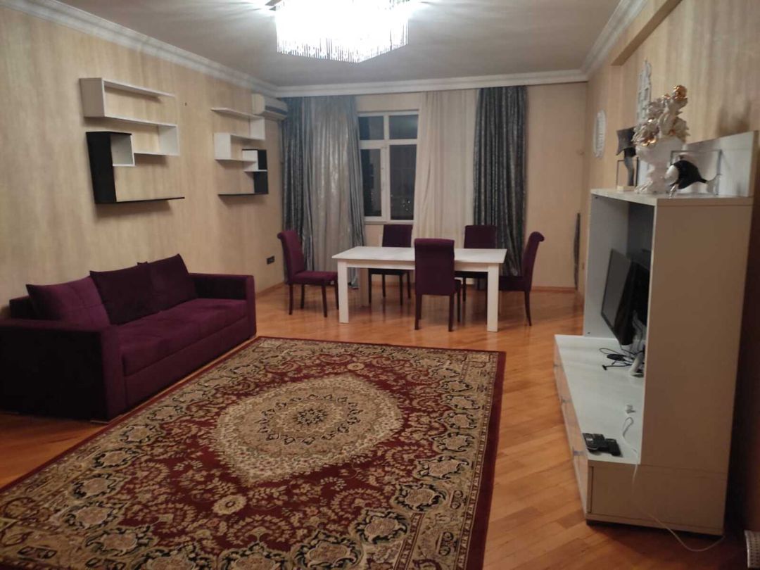 İcarəyə verilir 4 otaqlı yeni tikili 185 m² — Mənzil, Bakı (2)