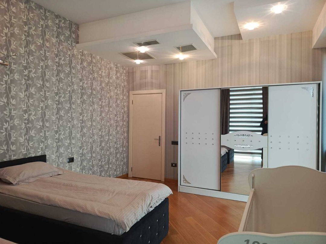 İcarəyə verilir 3 otaqlı yeni tikili 148 m² — Mənzil, Bakı (9)