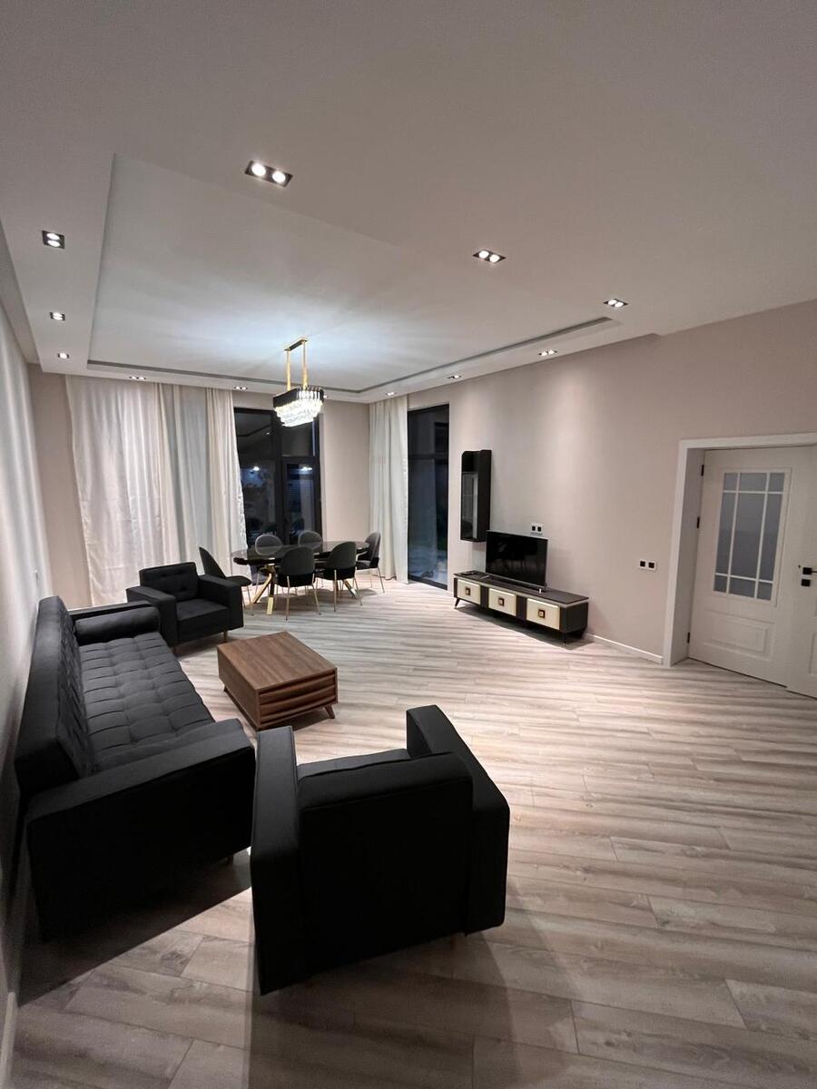 İcarəyə verilir 4 otaqlı həyət evi/bağ evi 300 m² — Ev, villa, Bakı (12)