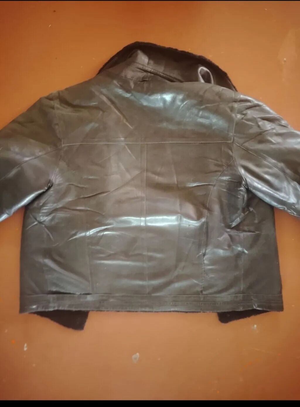 Qış üçün kişilər üçün qalın içlikli dəri plaş/kurtka. - Material — Kurtkalar, Gəncə (5)