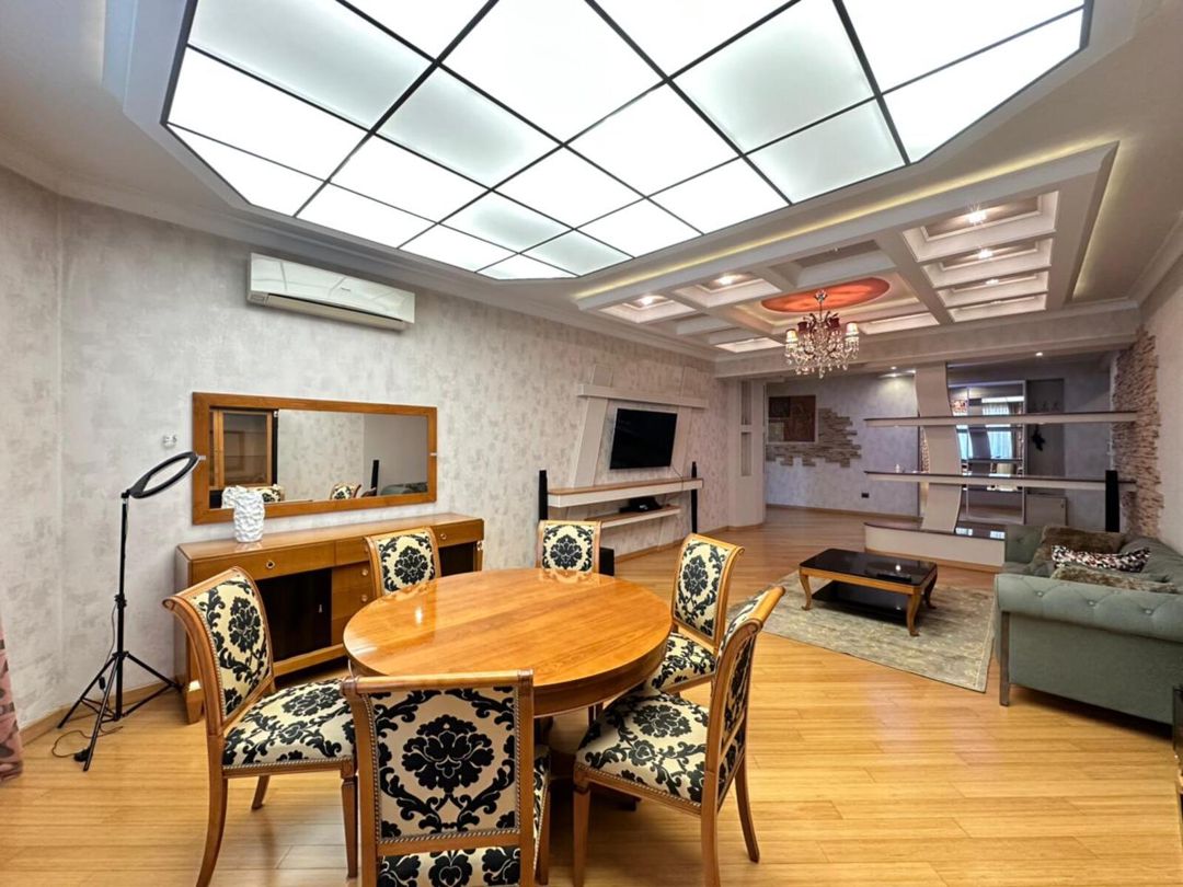 Satılır 4 otaqlı yeni tikili 185 m² — Mənzil, Bakı (4)