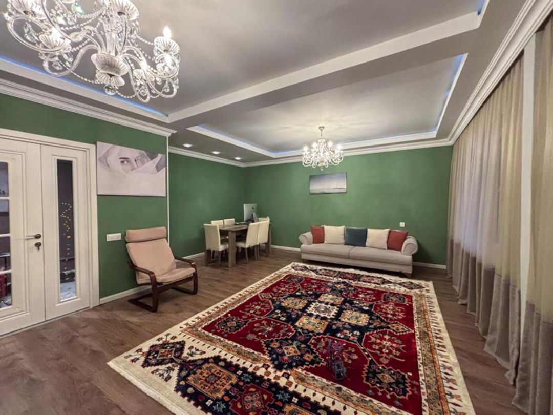 Satılır 4 otaqlı köhnə tikili 110 m² — Mənzil, Bakı (3)