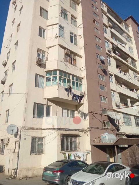 Satılır 2 otaqlı köhnə tikili 30 m²