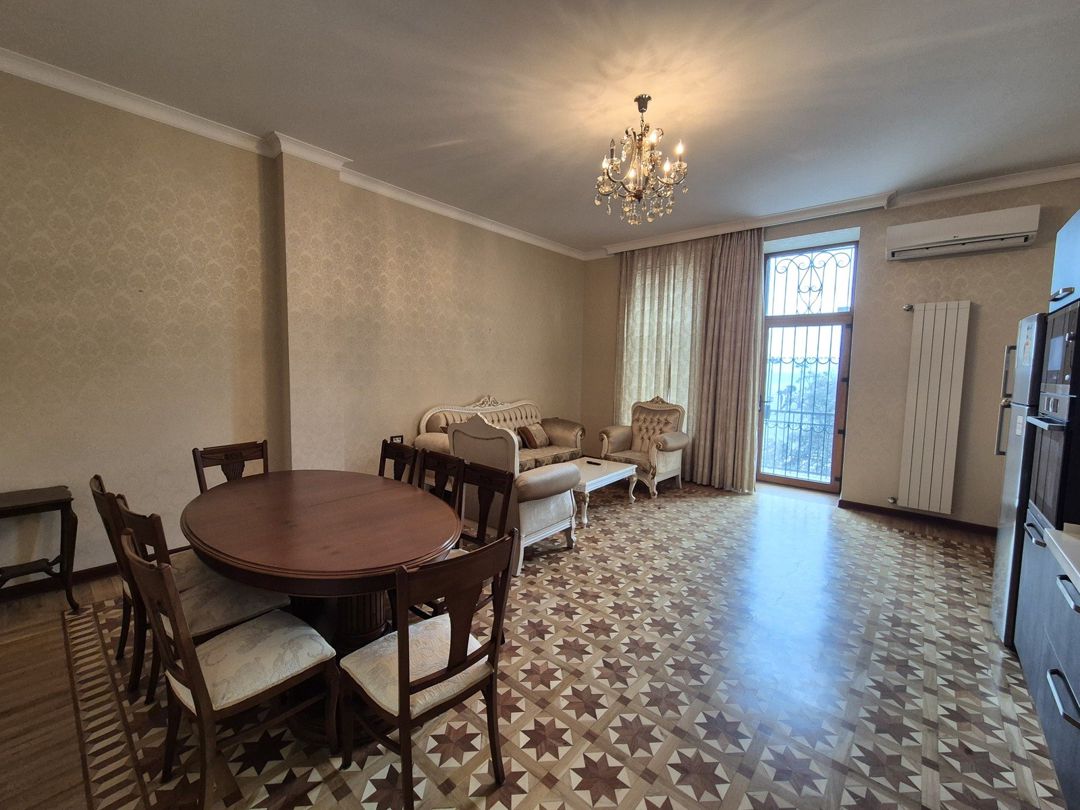 İcarəyə verilir 2 otaqlı köhnə tikili 80 m² — Mənzil, Bakı (3)
