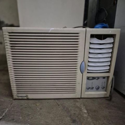 150₼ Samsung kondisioner isti soyuq vurur 40 kv Koroğlu Zeyno — Bakı