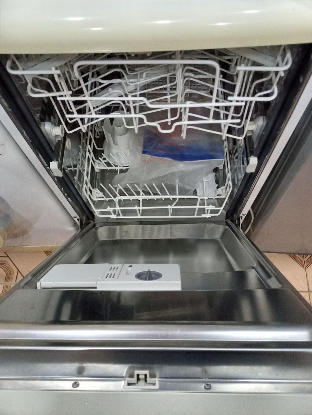 Beko D2732 FW qab‑qacaq yuyan maşın - Tip: sərbəst quraşdırılan - Ön — Mətbəx texnikası, Bakı (2)