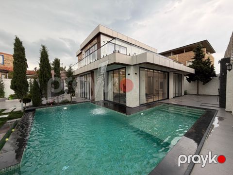 Satılır 5 otaqlı həyət evi/bağ evi 400 m²