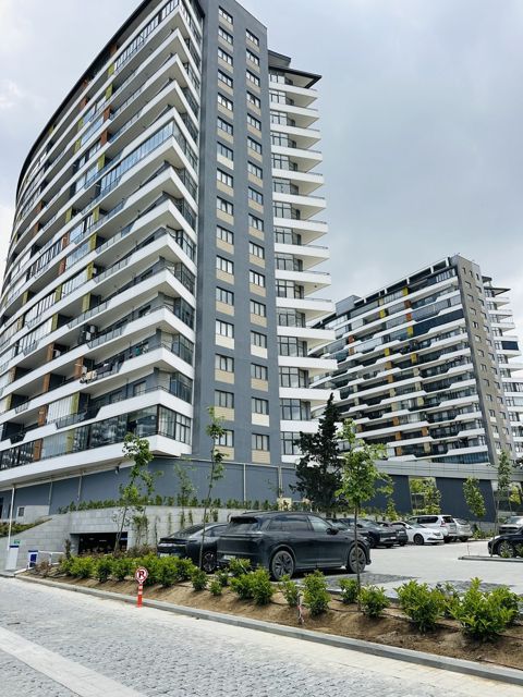 Satılır 3 otaqlı yeni tikili 92 m² — Bakı