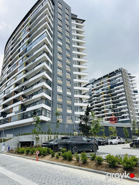 Satılır 3 otaqlı yeni tikili 92 m²