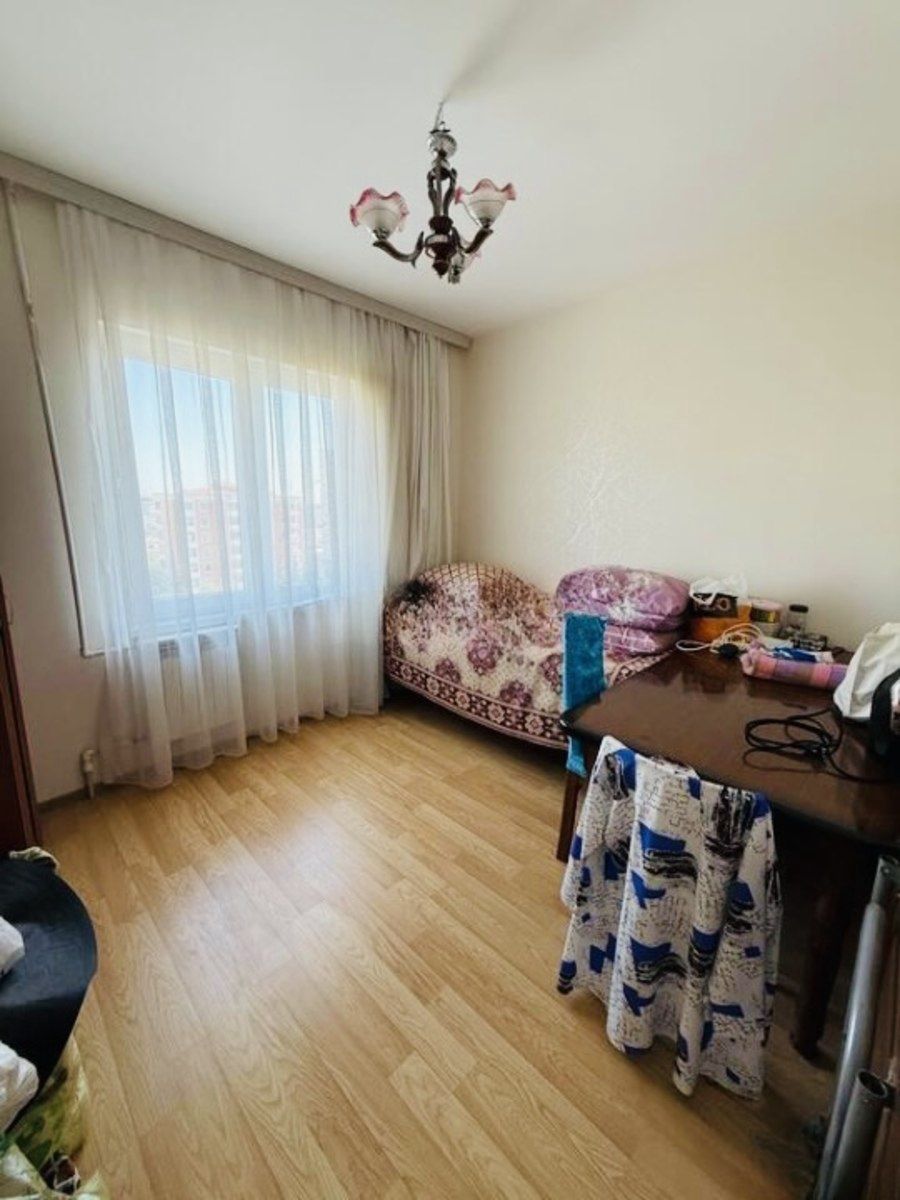 Satılır 4 otaqlı köhnə tikili 100 m² — Mənzil, Bakı (4)