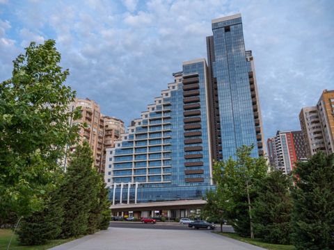 Satılır 4 otaqlı yeni tikili 231.9 m² — Bakı