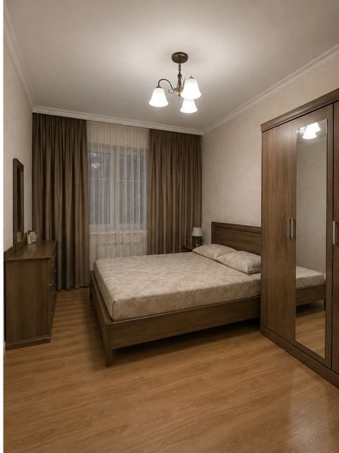 İcarəyə verilir 2 otaqlı köhnə tikili 65 m² — Bakı