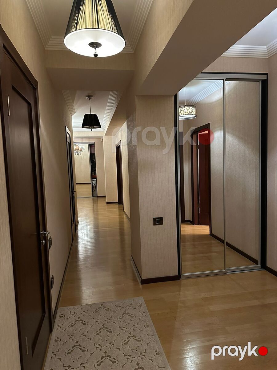 Satılır 4 otaqlı yeni tikili 190 m² — Mənzil, Bakı (9)