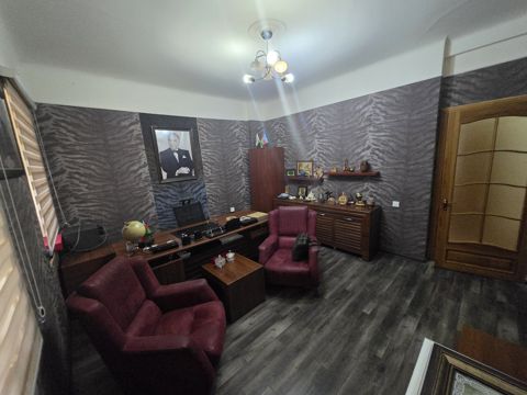 İcarəyə verilir 4 otaqlı ofis 120 m² — Bakı