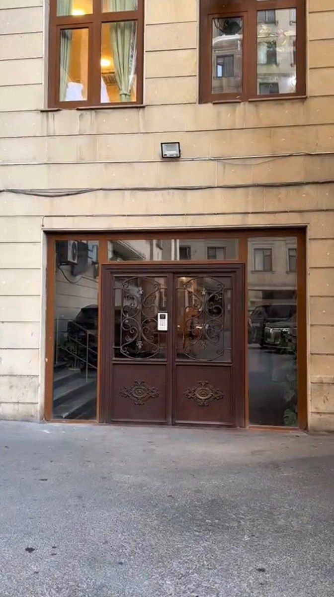 4-otaqlı yeni tikili, 28 May m., 300 m² — Mənzil, Bakı (3)