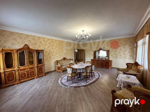 İcarəyə verilir 4 otaqlı yeni tikili 227 m²