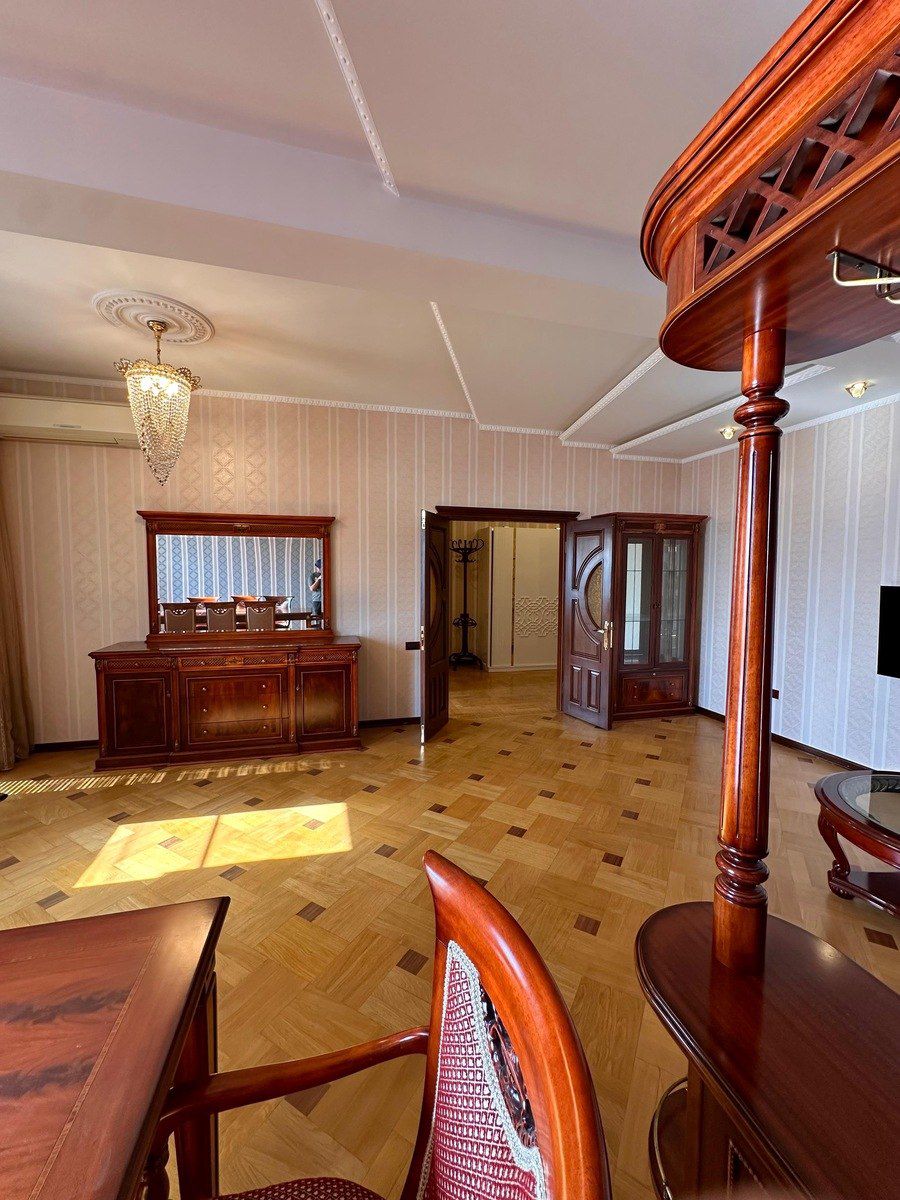 Satılır 4 otaqlı yeni tikili 165 m² — Mənzil, Bakı (2)