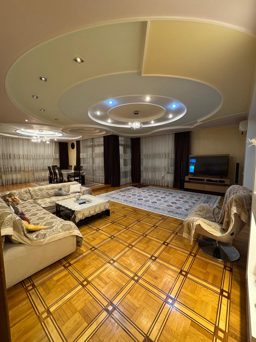 Satılır 5 otaqlı yeni tikili 245 m² — Mənzil, Bakı (2)