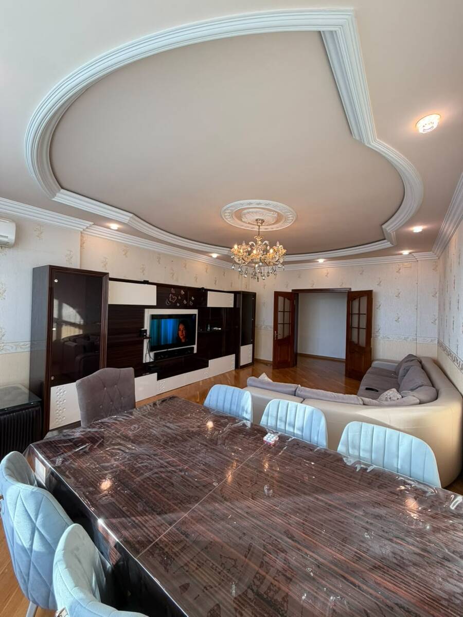 Satılır 3 otaqlı yeni tikili 133 m² — Mənzil, Bakı (2)