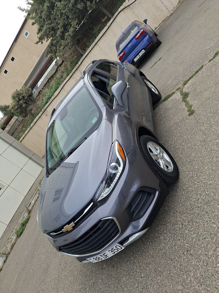 Chevrolet Trax, 1.4 L, 2018 il, 100 000 km — Avtomobillər, Bakı (2)