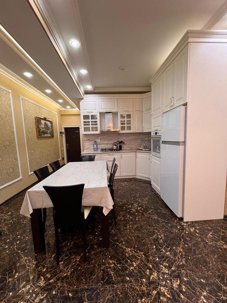 İcarəyə verilir 3 otaqlı yeni tikili 115 m² — Mənzil, Bakı (6)