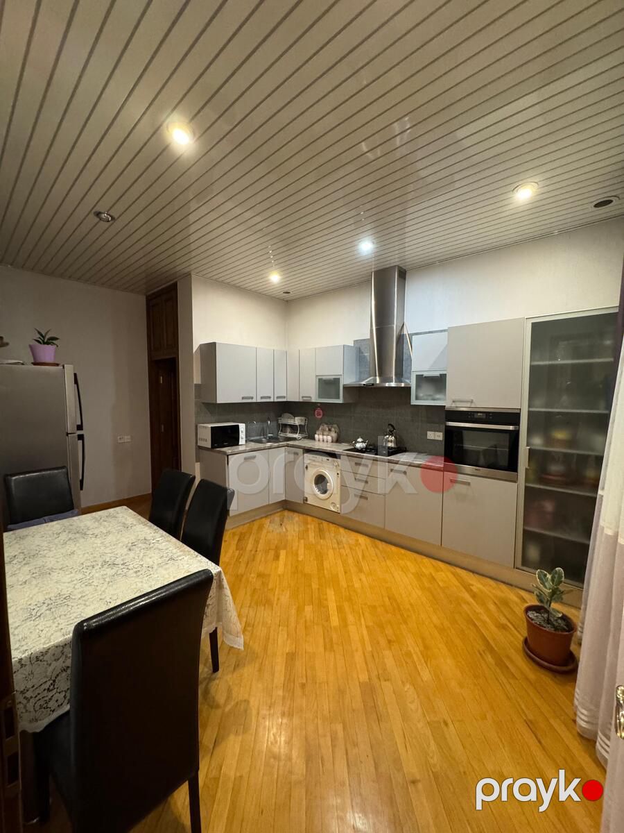 Satılır 5 otaqlı yeni tikili 245 m² — Mənzil, Bakı (9)