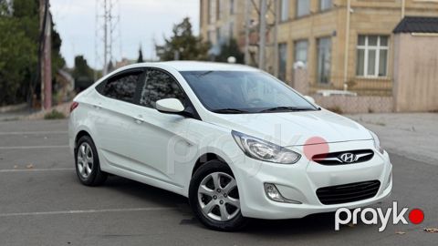 Hyundai Accent, 1.4 L, 2012 il, 180 000 km