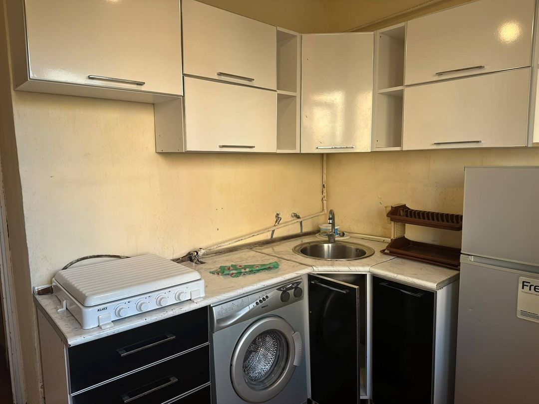 Satılır 1 otaqlı köhnə tikili 45 m² — Mənzil, Bakı (5)