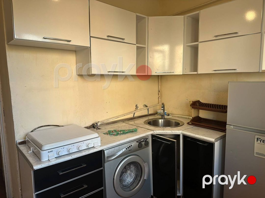 Satılır 1 otaqlı köhnə tikili 45 m² — Mənzil, Bakı (4)