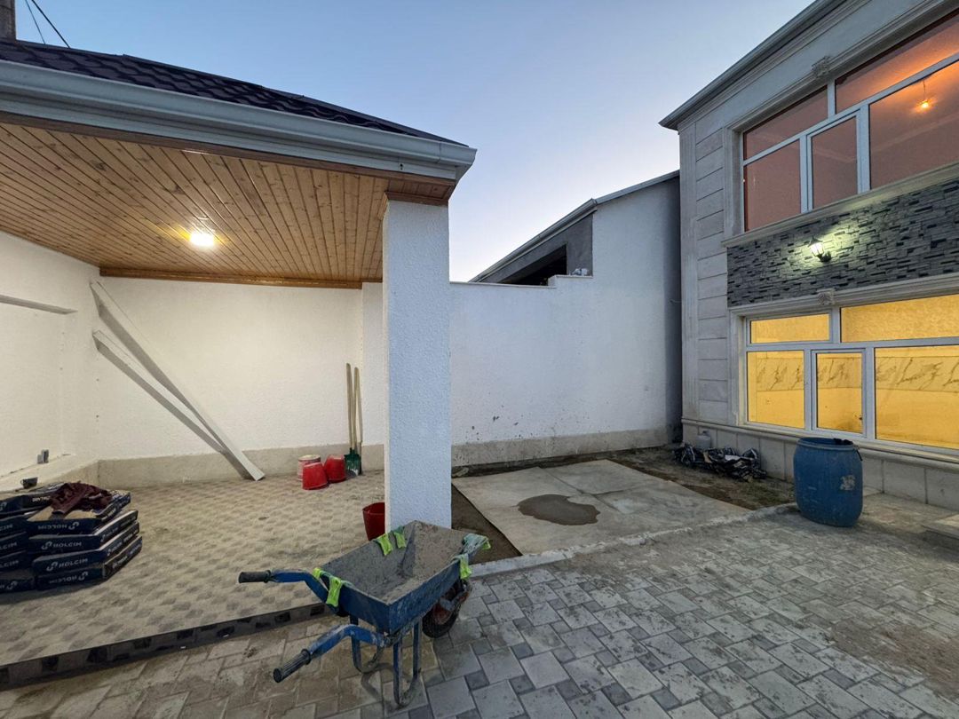 Satılır 6 otaqlı həyət evi/bağ evi 250 m² — Ev, villa, Bakı (3)