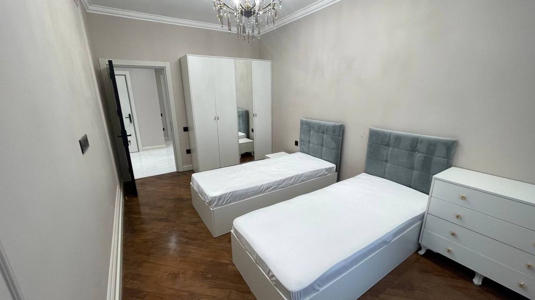 İcarəyə verilir 3 otaqlı yeni tikili 148 m² — Mənzil, Bakı (9)