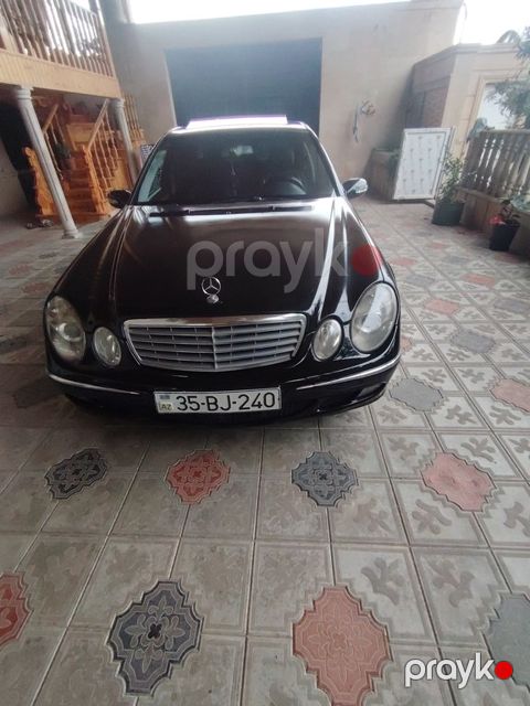 Mercedes E 220, 2.2 L, 2003 il, 365 730 km