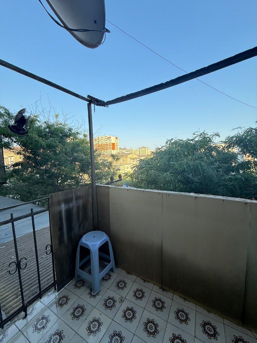 Satılır 2 otaqlı köhnə tikili 60 m² — Mənzil, Bakı (9)