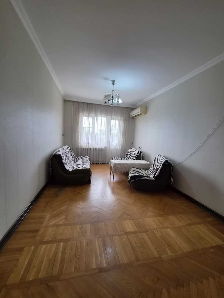 Satılır 4 otaqlı köhnə tikili 115 m² — Mənzil, Bakı (9)