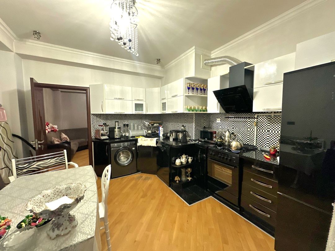 Satılır 2 otaqlı yeni tikili 95 m² — Mənzil, Bakı (7)