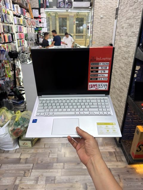 Noutbuk Asus Vivobook — Bakı