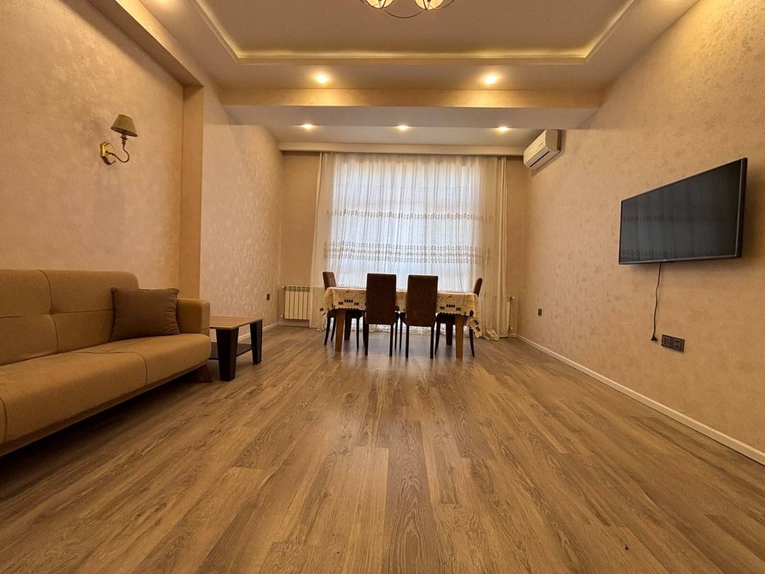 İcarəyə verilir 3 otaqlı yeni tikili 135 m² — Mənzil, Bakı (2)