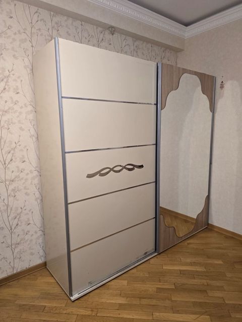 Dolab satılır 199 azn catdirilma pulsuz Raya — Bakı