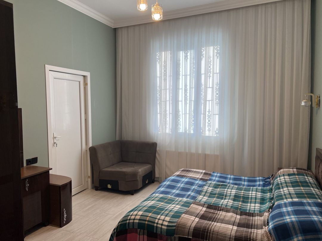 Satılır 8 otaqlı həyət evi/bağ evi 260 m² — Ev, villa, Gəncə (10)