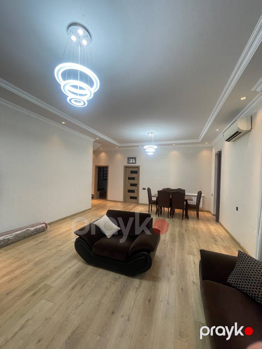 Satılır 6 otaqlı həyət evi/bağ evi 240 m² — Ev, villa, Bakı (8)