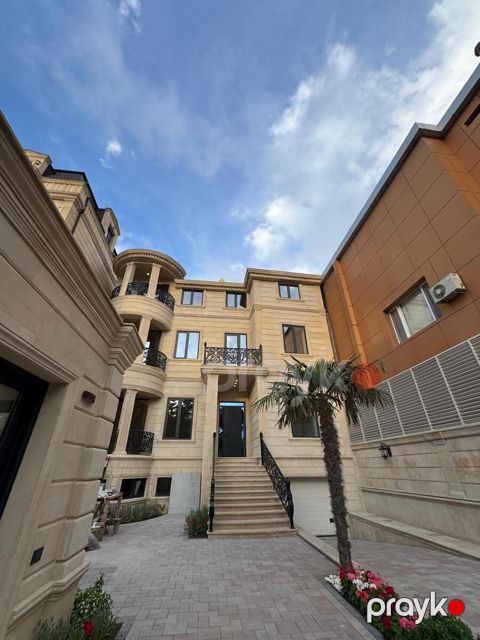 Satılır 10 otaqlı həyət evi/bağ evi 550 m²