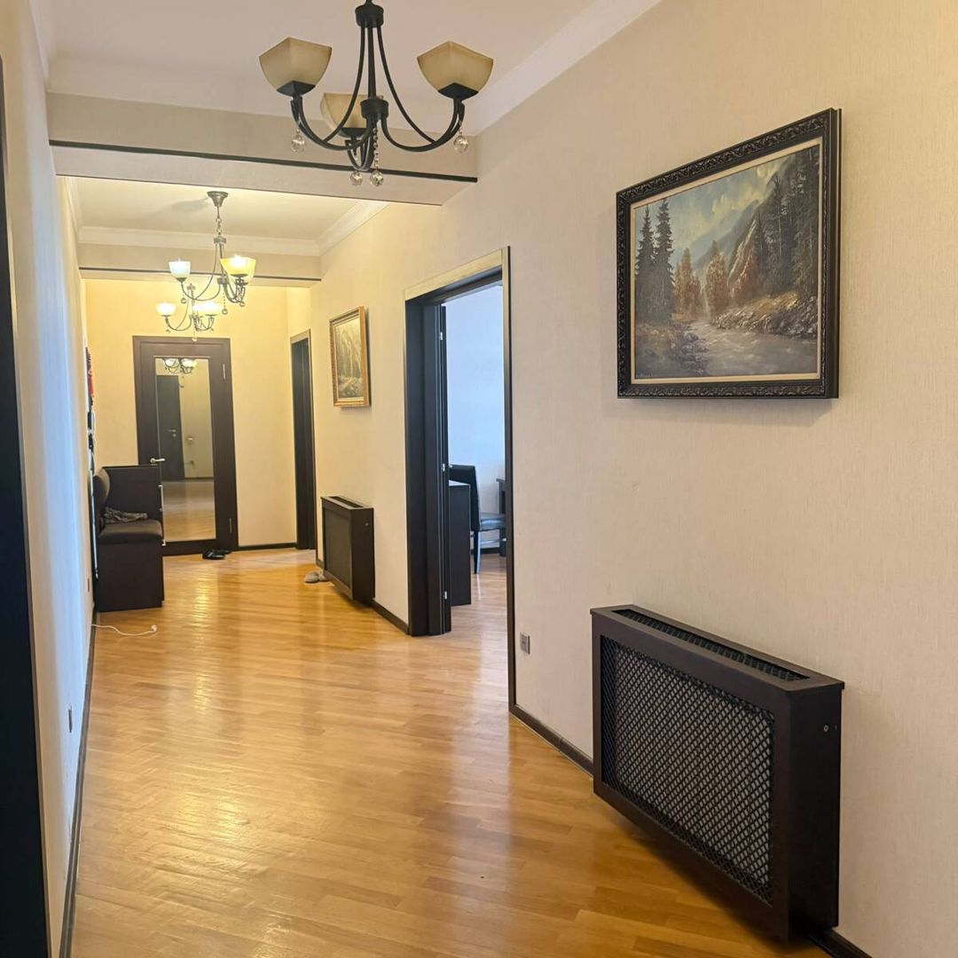 Satılır 4 otaqlı yeni tikili 160 m² — Mənzil, Bakı (7)