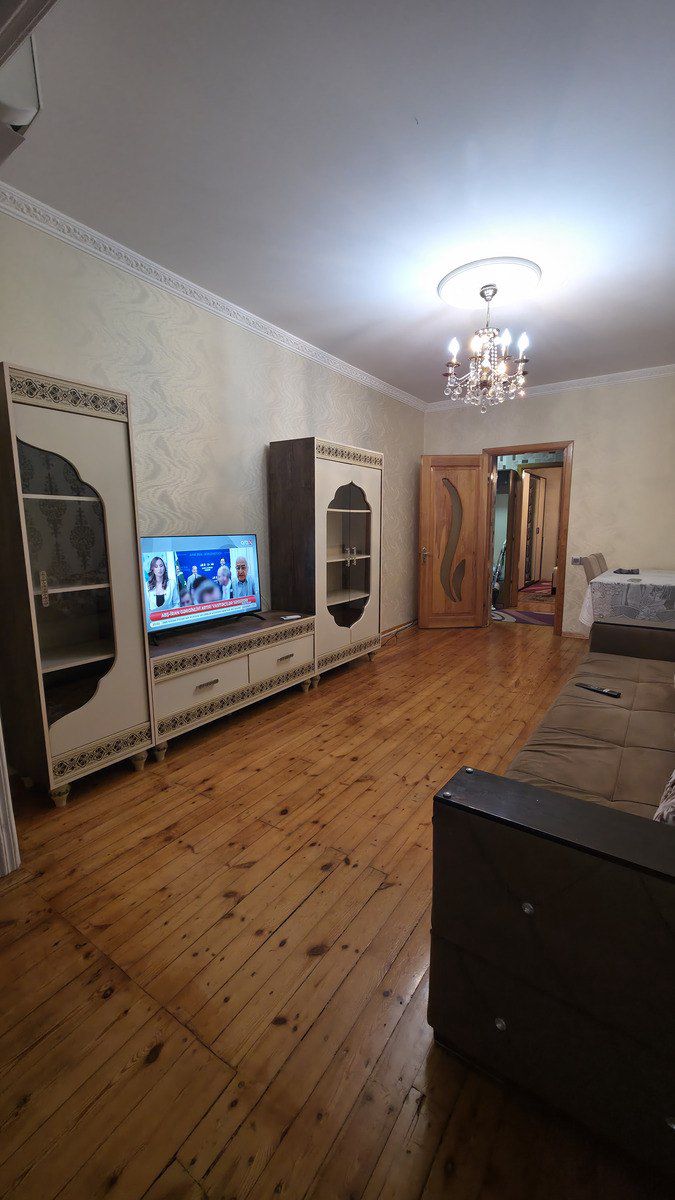 İcarəyə verilir 2 otaqlı köhnə tikili 47 m² — Mənzil, Bakı