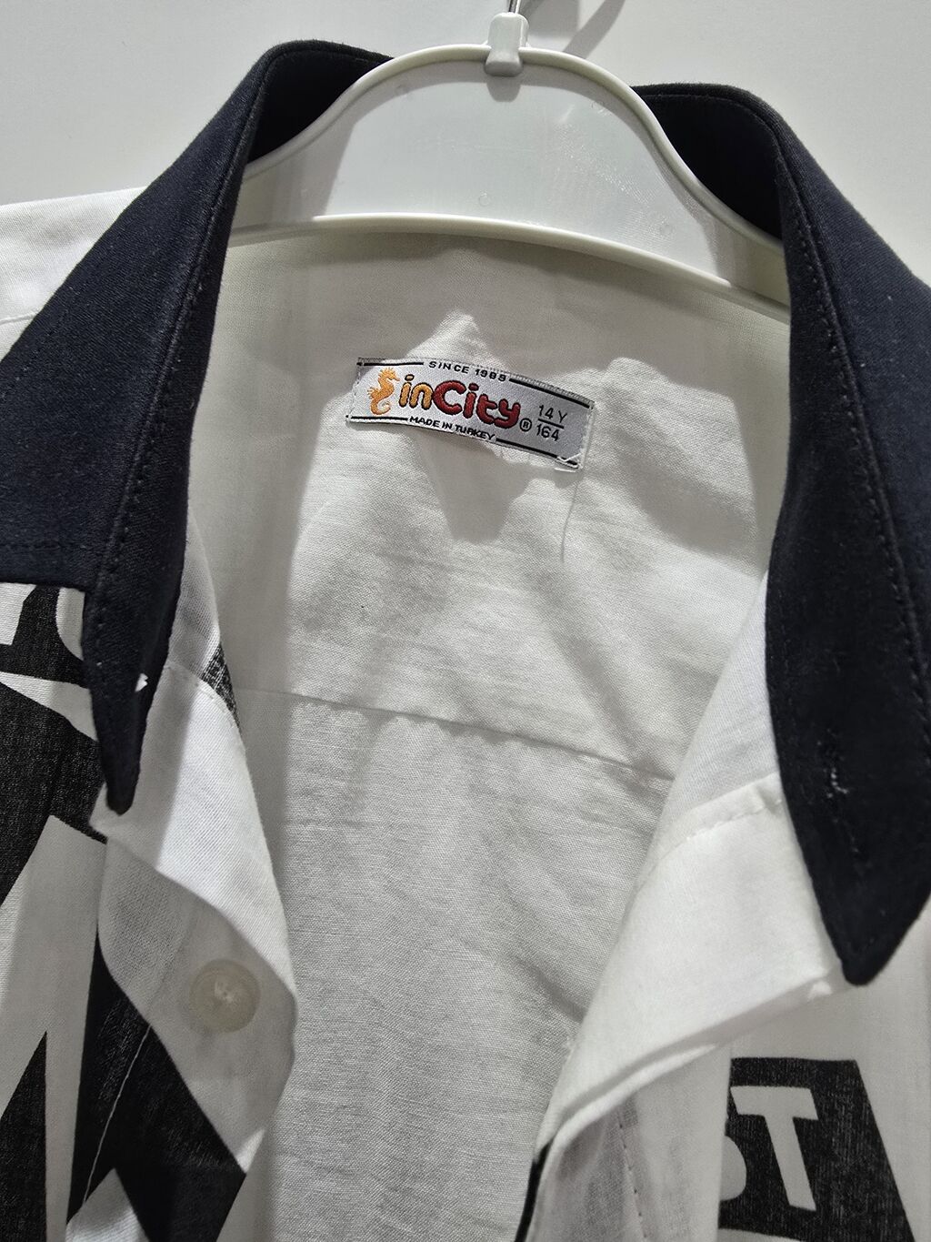 Brend: inCity (Made in Turkey) Model: Uzunqollu köynək, qara-ağ — Qızlar üçün köynəklər və bluzalar, Digah (2)