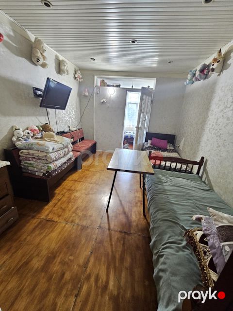 Satılır 1 otaqlı köhnə tikili 18 m²
