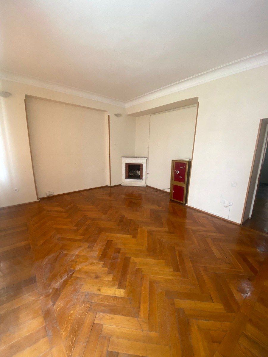 Satılır 3 otaqlı köhnə tikili 105 m² — Mənzil, Bakı (4)