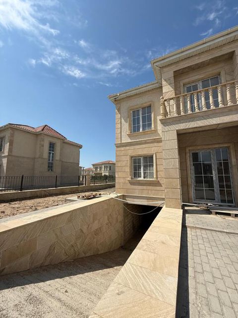 Satılır 6 otaqlı həyət evi/bağ evi 290 m² — Bakı