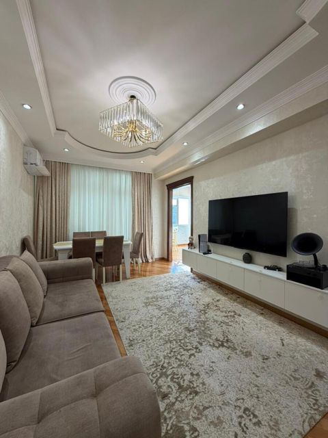 Satılır 2 otaqlı yeni tikili 90 m² — Bakı