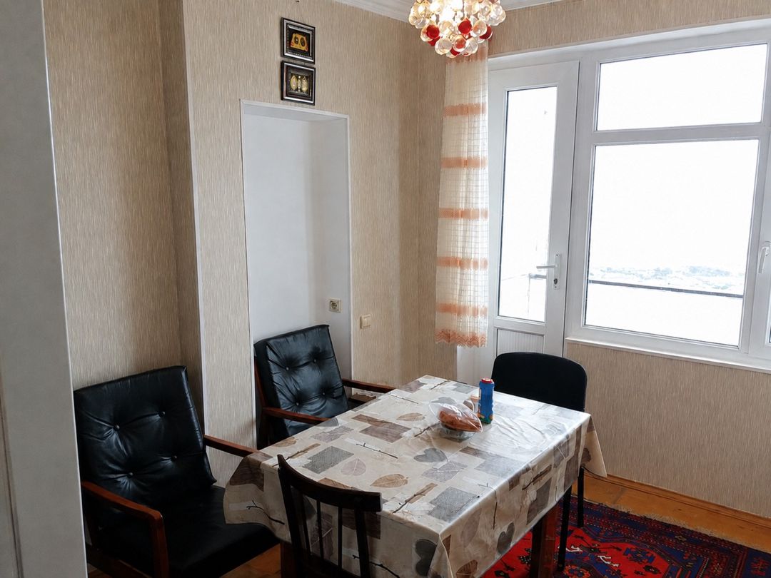 Satılır 2 otaqlı köhnə tikili 65 m² — Mənzil, Bakı (6)
