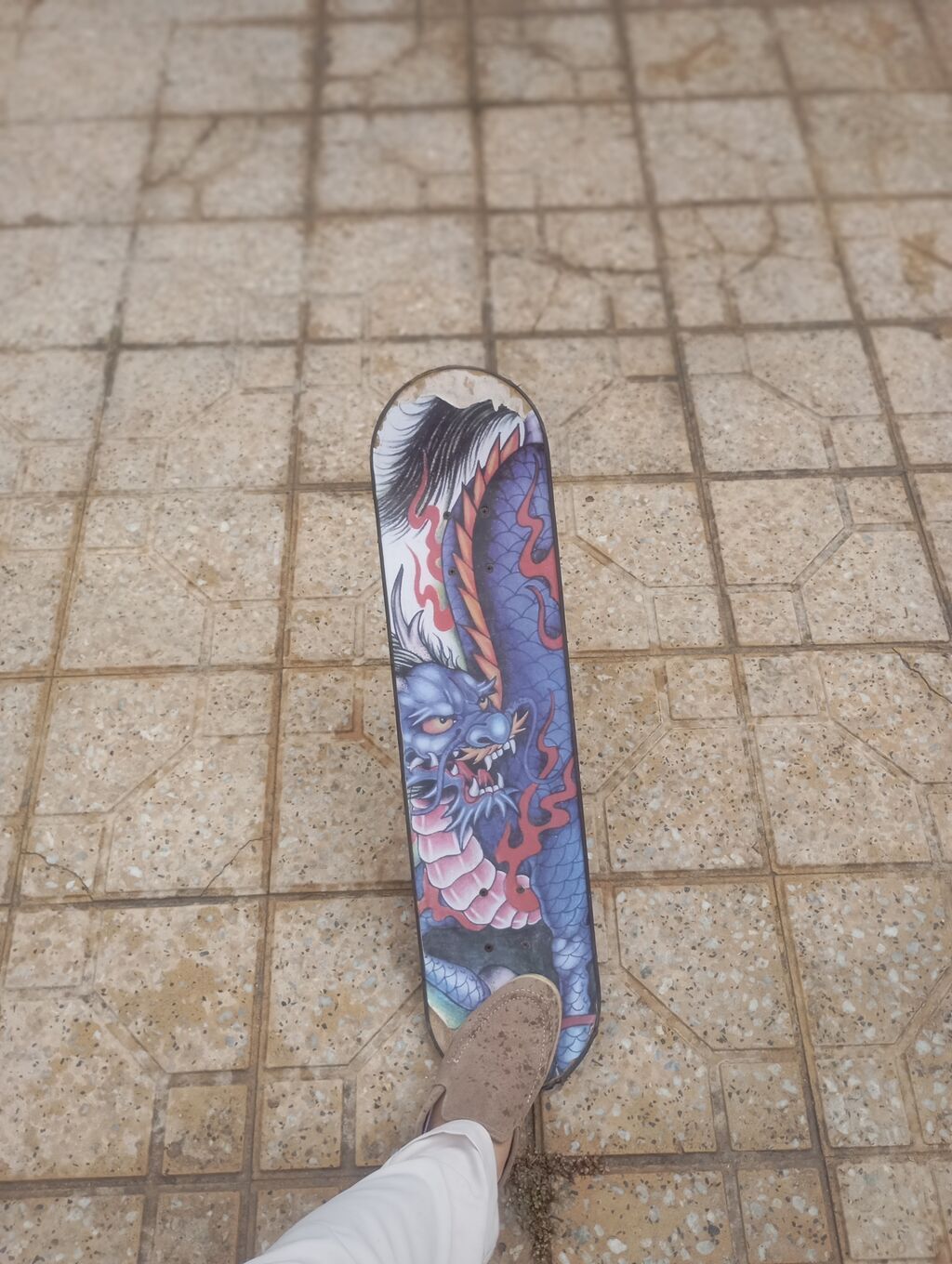 Skateboard lövhəsi – Qrafik naxışlı (Əjdaha dizaynı) qiymətdə — Skeytbordlar, Bakı (2)